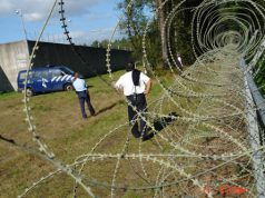 Protest tegen uitbreiding AOC