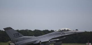 F16- vijftig jaar trouwe dienst