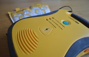 Tweede AED op Van Weedestraat