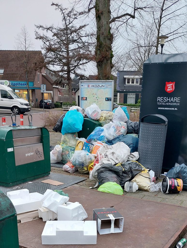 Archieffoto containers Soest-Zuid