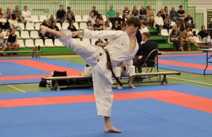 Twee keer succes voor karateka uit Soesterberg Twee keer succes voor Sjoerd uit Soesterberg