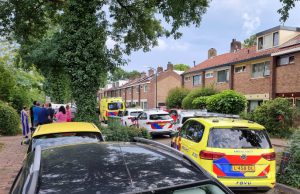 Kind valt uit het raam in Soesterberg Kind valt uit het raam in Soesterberg