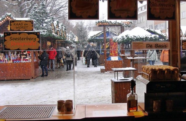 Kerstmarkt Soesterberg in de steigers