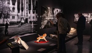 Foto: NMM - Indringende blik op oorlogsfotografie bij het NMM Soesterberg