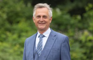 Herbenoeming burgemeester Rob Metz in Soest Herbenoeming burgemeester Rob Metz in Soest