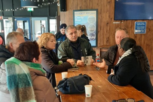 Wethouder Suna brengt bezoek aan sportclubs Wethouder Suna brengt bezoek aan sportclubs