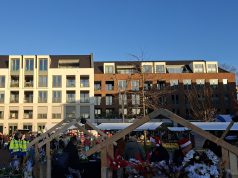 Zonnige kerstmarkt brengt Soesterberg samen Zonnige kerstmarkt brengt Soesterberg samen