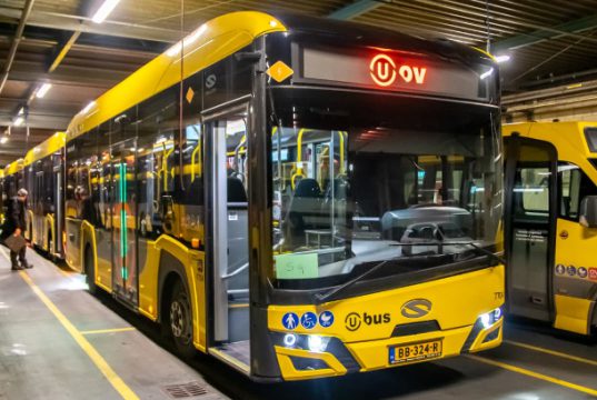 Nieuwe generatie bussen van en naar Soesterberg Foto: Giovanni van Erven - Nieuwe generatie bussen van en naar Soesterberg