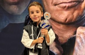 Karategroep groeit succesvol door in Soesterberg Sofian Esmat - Nederlands Kampioen Karate Kata