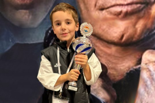 Karategroep groeit succesvol door in Soesterberg Sofian Esmat - Nederlands Kampioen Karate Kata