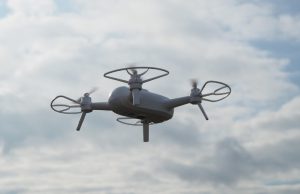 Helikopter voor drone aangezien boven Soesterberg Drone ter illustratie - Helikopter voor drone aangezien boven Soesterberg