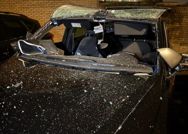 Voertuig opgelazen op Winkelmanstraat