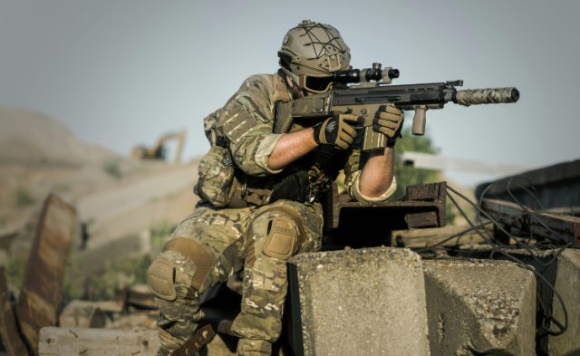 Militaire oefeningen Defensie in Soesterberg en Soestduinen