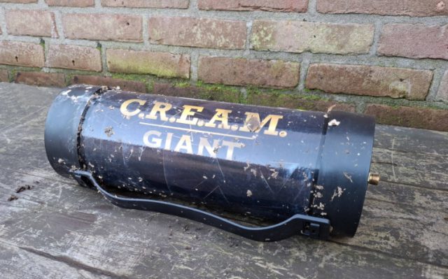 Straatafval en dumpen van lachgas cilinders zorgwekkend in Soesterberg