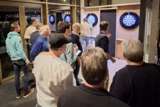 Vijfde editie van populair darttoernooi in Soesterberg Vijfde editie van populair darttoernooi in Soesterberg