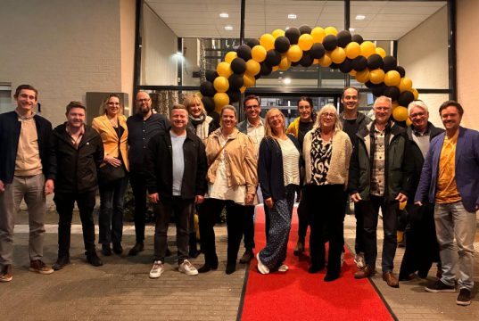 POS ziet zetelbehoud als overwinning in Soesterberg Het POS team met aanhang afgelopen woensdag