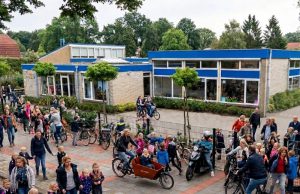 Chaos rond schooltijden neemt toe in Soesterberg Chaos rond schooltijden neemt toe in Soesterberg