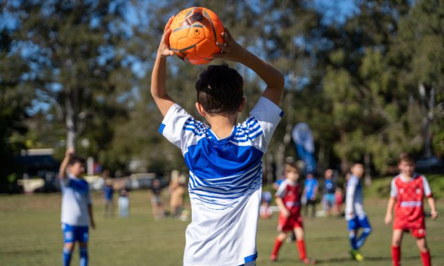 Voetbalmiddag voor basisscholen Soesterberg Voetbalmiddag voor basisscholen Soesterberg