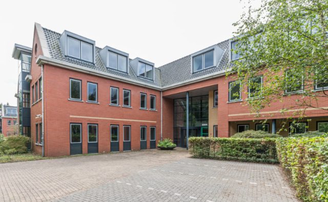 Foto Funda - Wederom uitbreiding Defensie in Soesterberg Foto Funda - Wederom uitbreiding Defensie in Soesterberg