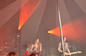 Geslaagde start van Koningsdag met feestelijke Koningsnacht Geslaagde start van Koningsdag met feestelijke Koningsnacht