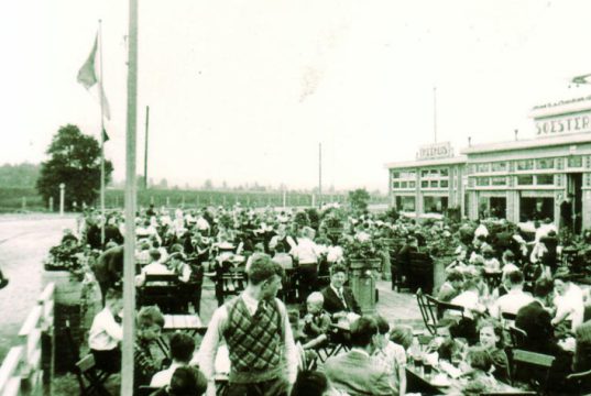Nostalgie op het witte doek in Soesterberg Het Soesterdal - Nostalgie op het witte doek in Soesterberg