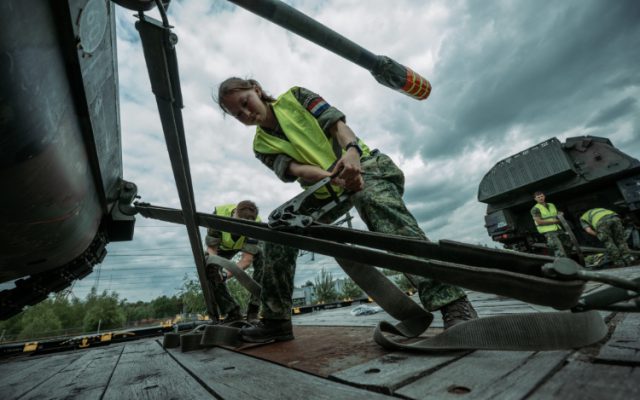 Foto: Defensie.nl - Meer militaire verplaatsingen rondom Soesterberg Foto: Defensie.nl - Meer militaire verplaatsingen rondom Soesterberg
