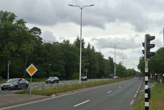 Belastingdienst haalt ruim 260.000 euro op nabij Soesterberg Belastingdienst haalt ruim 260.000 euro op in Huis ter Heide.